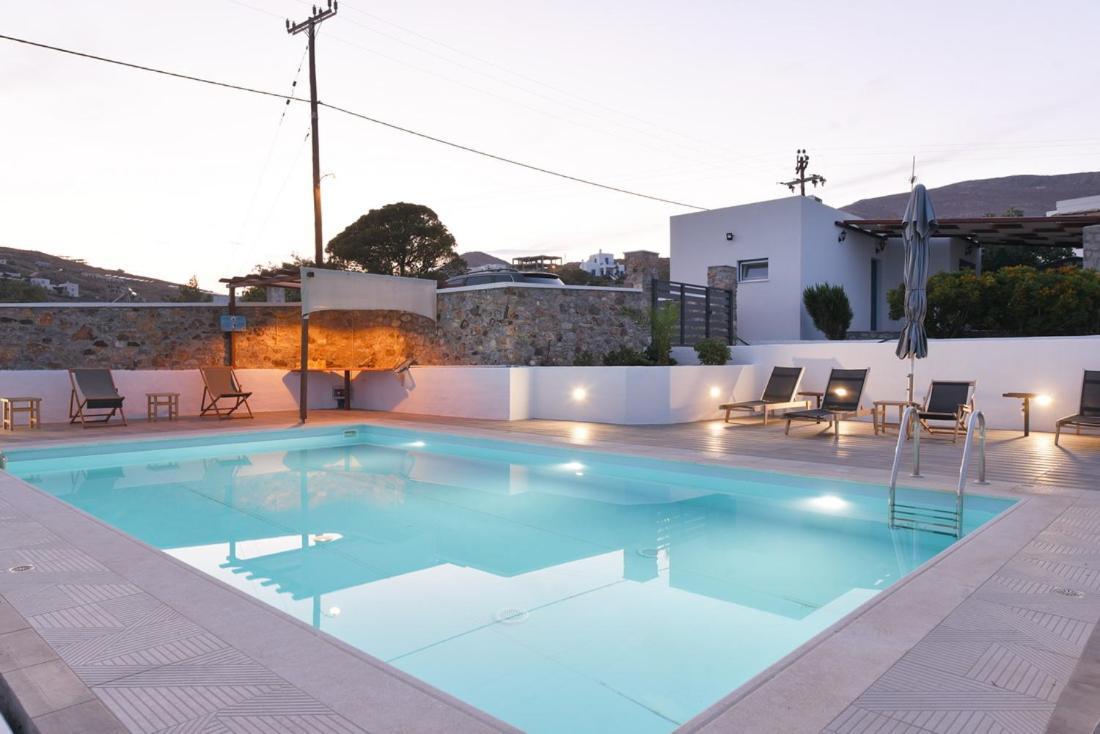 Flora'S Beach And Pool Villa In Syros Liaropá エクステリア 写真