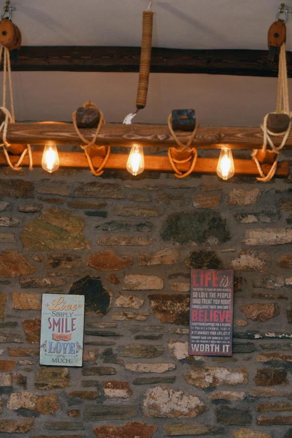 Flora'S Beach And Pool Villa In Syros Liaropá エクステリア 写真